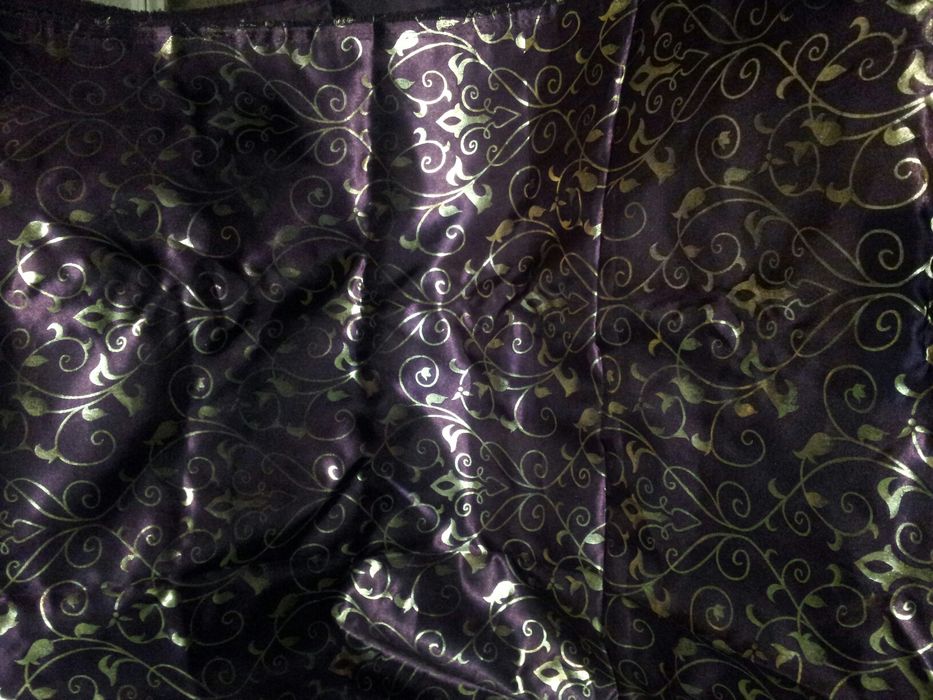 Аристократични пердета в разкошни цветове с метални отблясъци