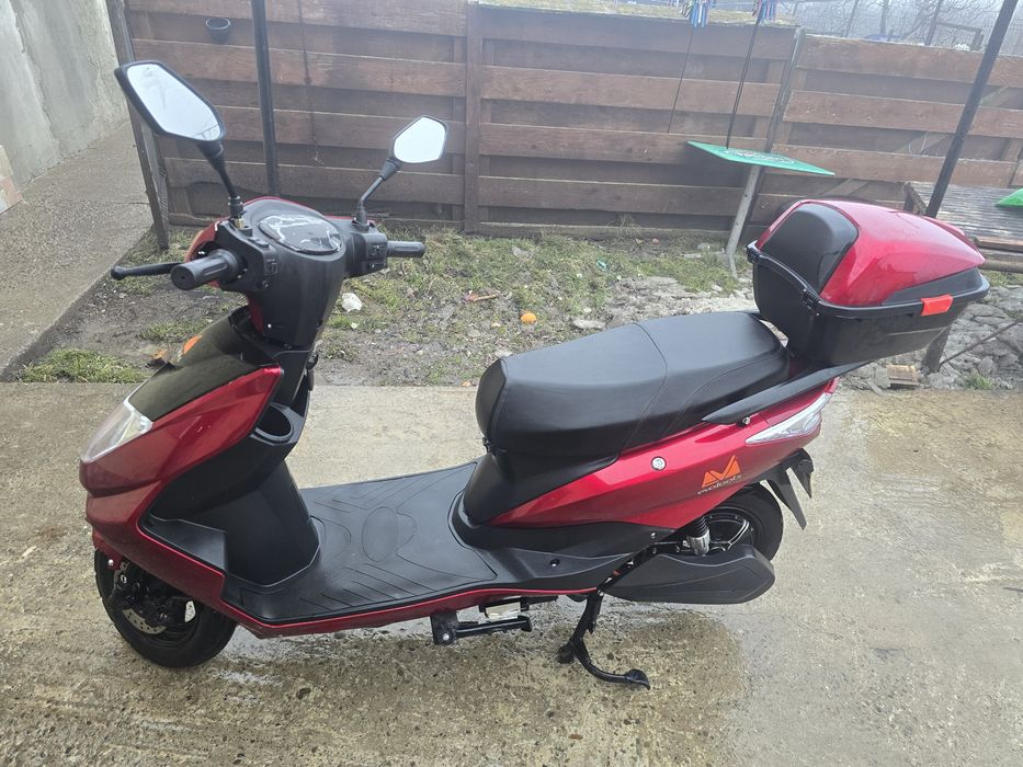 Scuter Electric Evotools  ca nou.