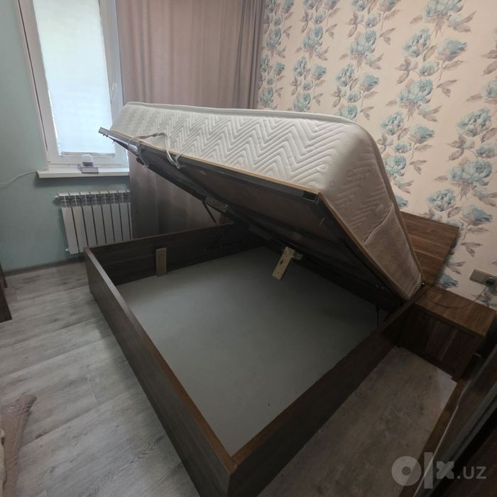 Срочный продам хайтек спалний гарнитур