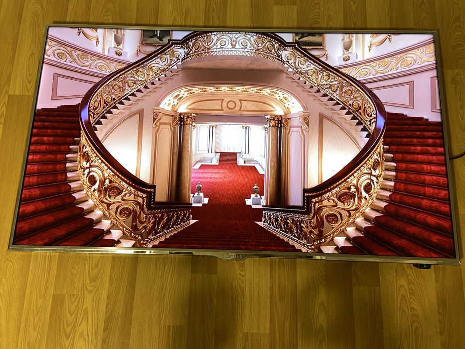 Samsung 46" Smart TV UE46D8000