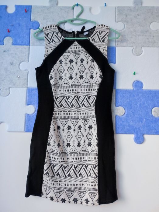 Rochie  neagra și eleganta purtată de 2 ori