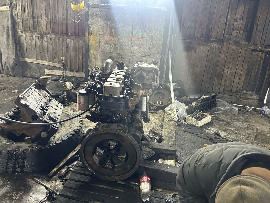 Двигатель на погрузчик,экскаватор