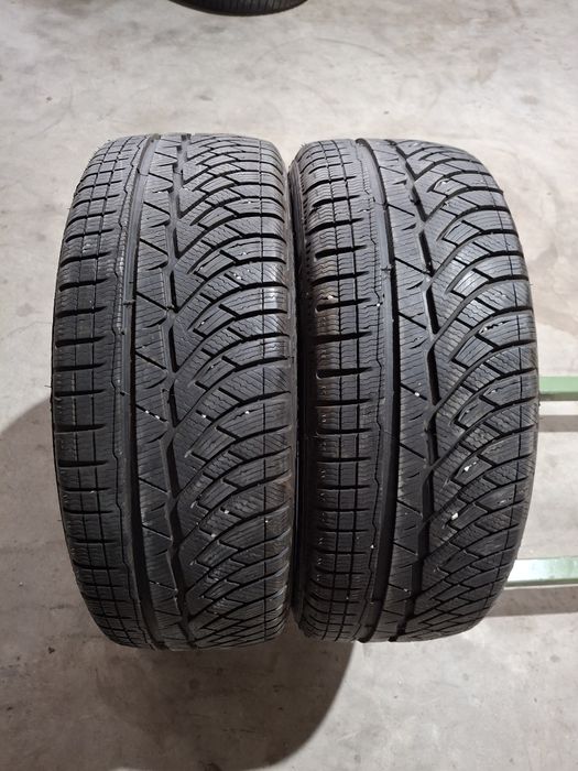 2 Anvelopele de iarnă  225 45 r18 Michelin