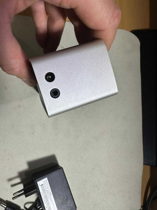 bose soundlink  mini argintiu deschis fata spate lateral unghi inchis