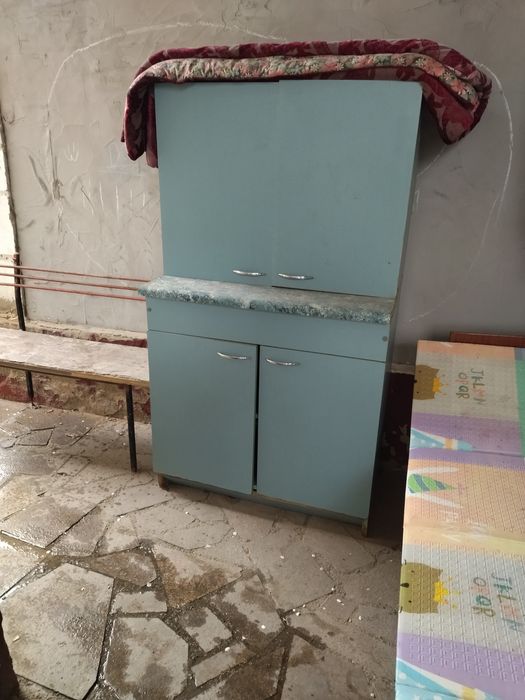 Срочно продам кухонный гарнитур