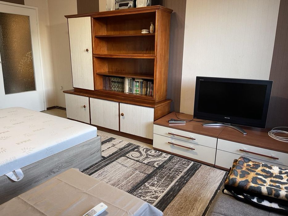 Дава се под наем Едностаен апартамент в София, Люлин 7 - 45 кв.м за 498.27 € - Снимка #3