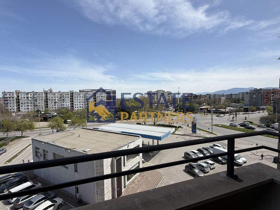Дава се под наем Двустаен апартамент в Пловдив, Тракия - 85 кв.м за 398.82 € - Снимка #1