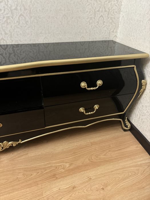 Продается мебель под телевизор