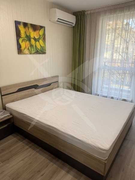 Дава се под наем Двустаен апартамент в Пловдив, Център - 50 кв.м за 548.25 € - Снимка #3