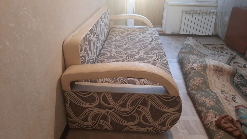 Диван  бесплатно