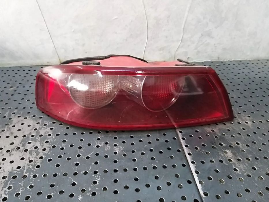 Stop tripla lampa stanga alfa romeo 159 939 086671906l