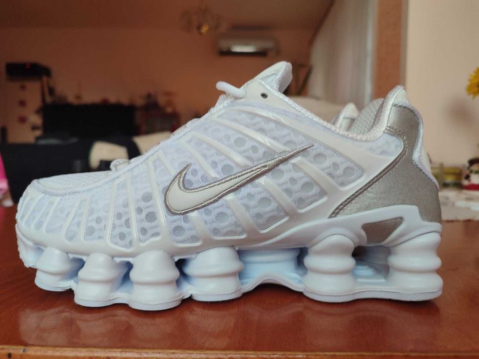 Маратонки NIKE Shox, EUR42