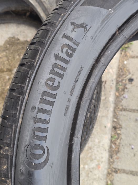 275 45 22  Continental
