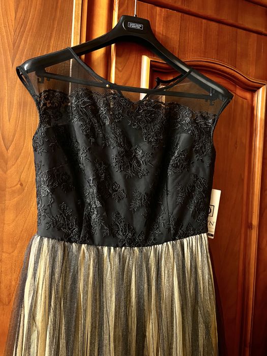 Вечернее/Выходное платье