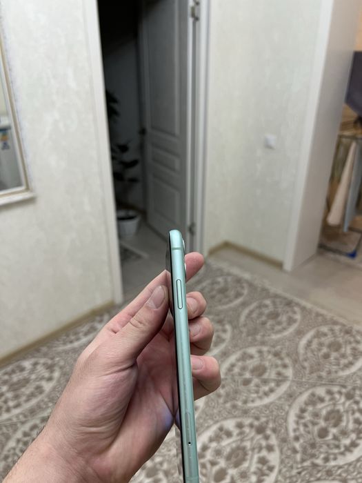 айфон 11 64ГБ 69%