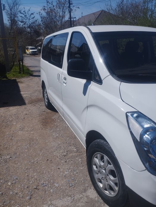 Хундай старекс H1