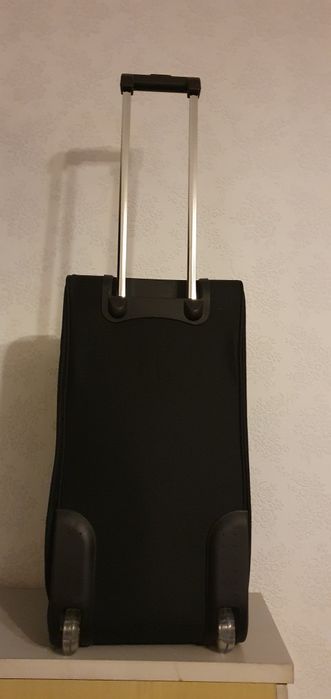 Чанта за пътуване на колела и с дръжка