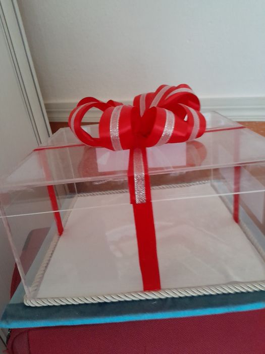 Подарочная ёмкость, для свадеб,цветов,и др подарков