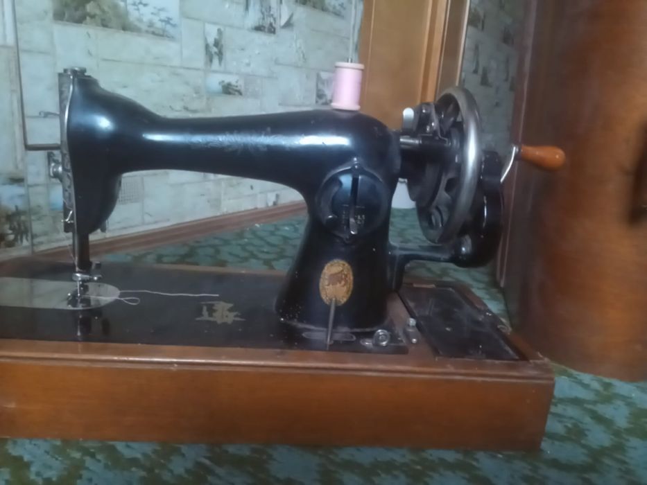 Швейная машинка ПМЗ