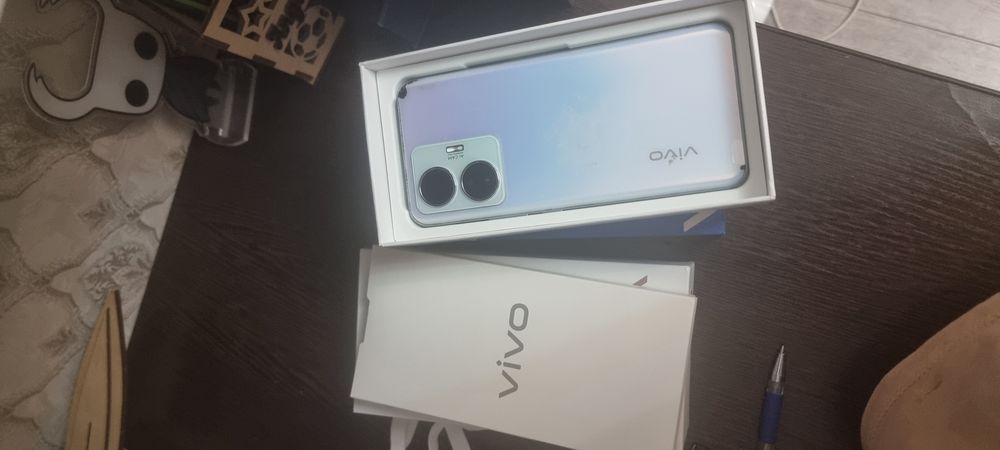 Продам смартфон Vivo y55