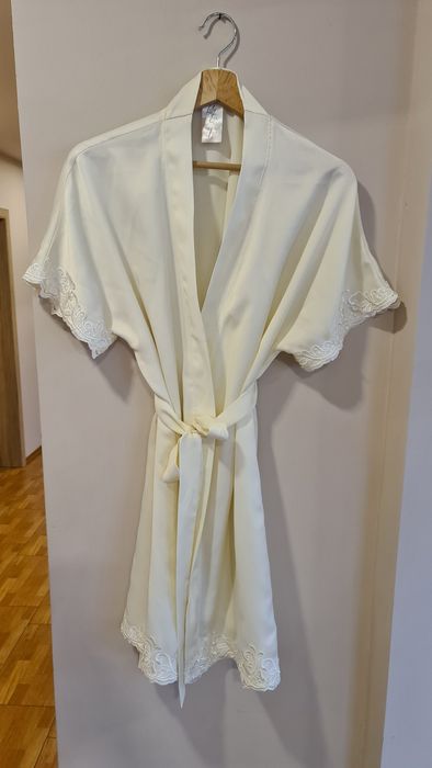 Нежен халат за булка