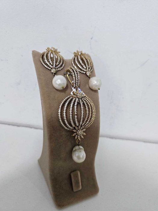 Set deosebit cercei+medalion aur 14k (r)