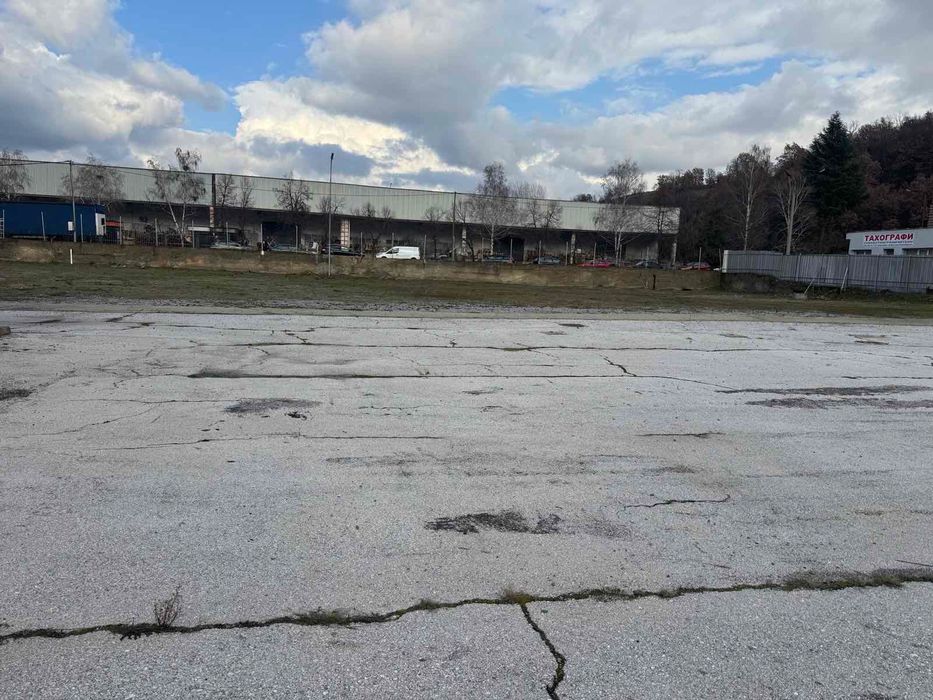 Дава се под наем Парцел в с. Изгрев, Област Благоевград - 10000 кв.м за 1994.61 € - Снимка #20
