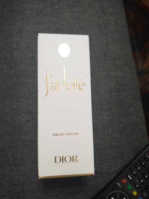 Оригинален парфюм Dior Jadore
