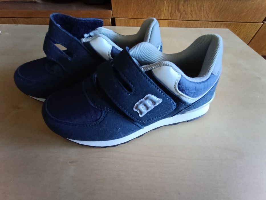 Pantofi sport copii noi mărime 30