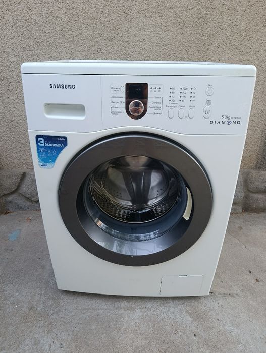 стиральная машина Samsung в отличном состоянии.