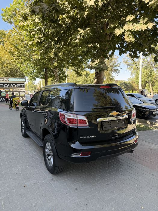 Traiblazer sotladi xolati zur