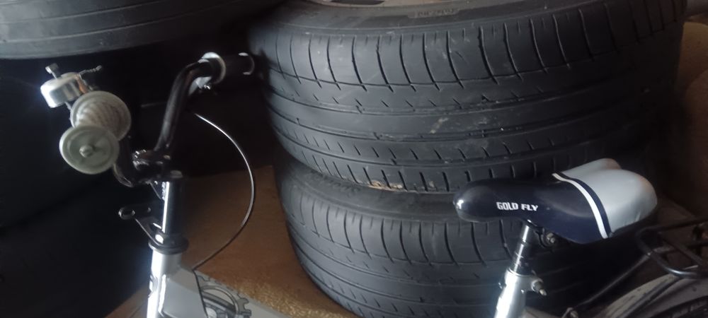 Автошины б/у. Лет.