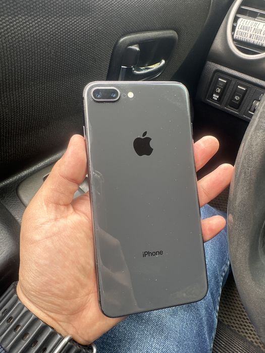 Продам iphone 8+ 128gb