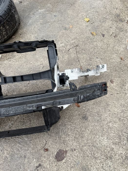 Маска очиларка БМВ Х6 ф16 (Maska bmw x6 f16)