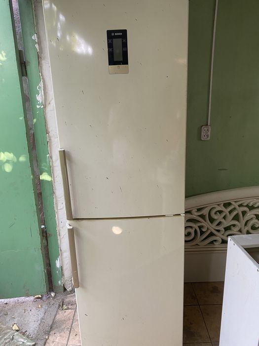 Продаю Холодильник bosch бу