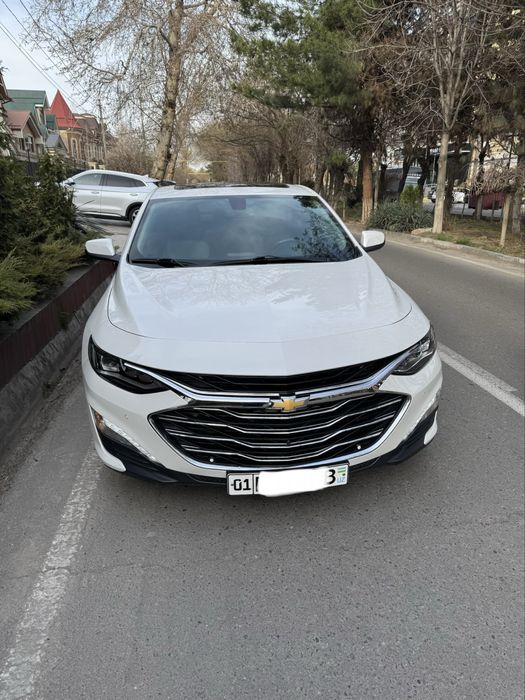 Malibu 2 белый жемчуг 2.5 мотор