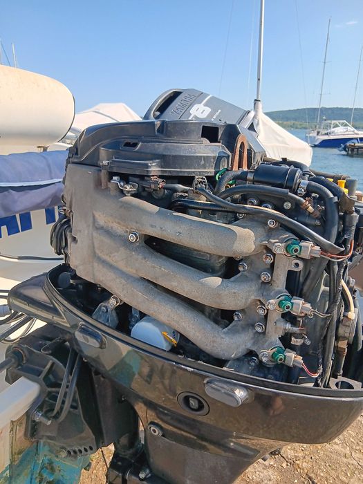 Двигател за лодка