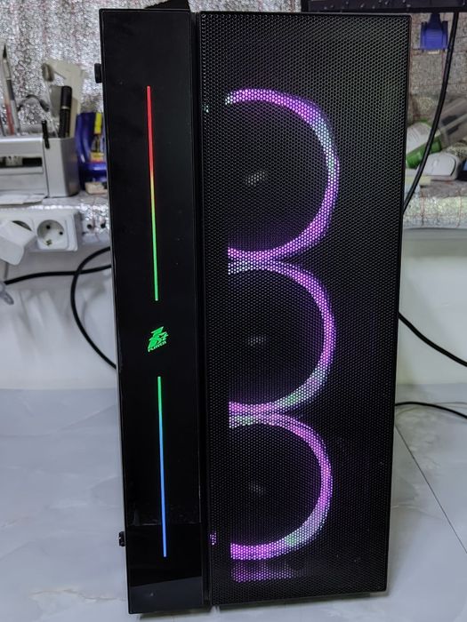 Core i3, 16GB, 6GB, 1000 SSD