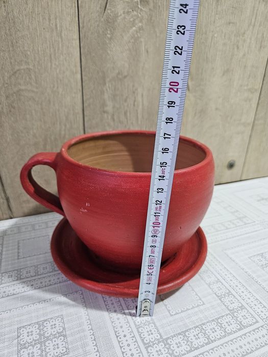 Ghiveci sub forma de ceasca ( ceramica)