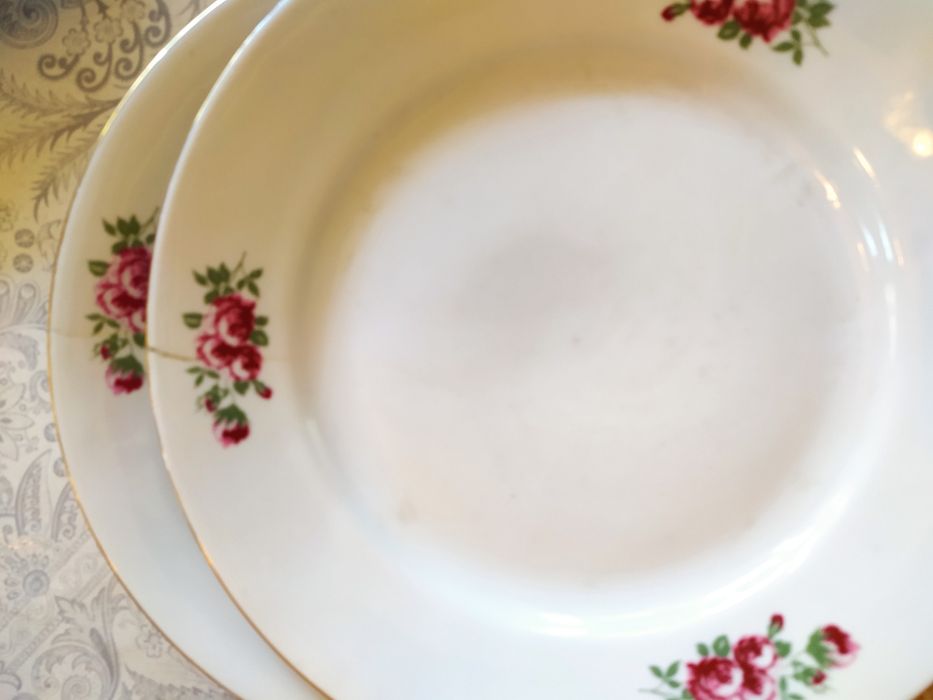 Ретро 12 бр.чинии за хран.--1965г нови Китка Н. пазар--чаши за сладол.