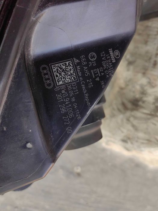 Фар Audi A4 B9 LED Bi-Xenon десен/Фар Ауди А4 Б9 ксенон/Фар Audi A4 B9