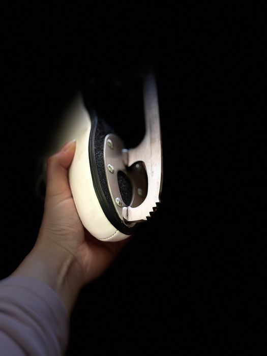 Коньки фигурные 29 размер (б/у)