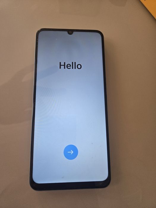Продавам Realme Note 50