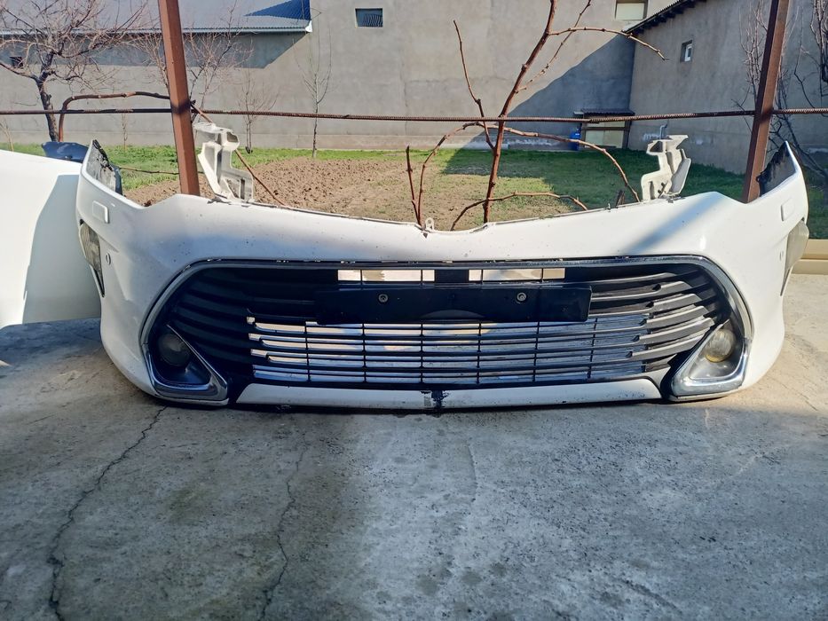 Tayota camry бампер