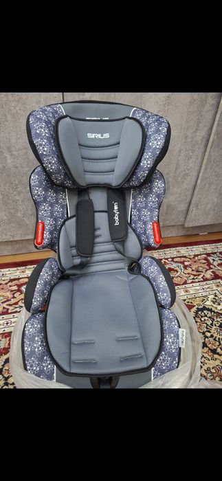 Продаётся новое автокресло
