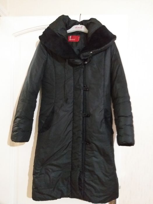 Польта тёплые и Плащ-пальто.Сост.отличное.S-ка.Италия.(смФоткиВещей)