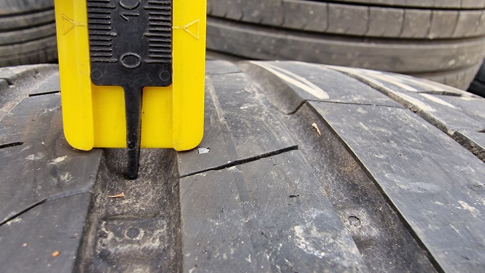 Anvelope 245/30R20 marca Continental, DOT 2023,6.5 mm