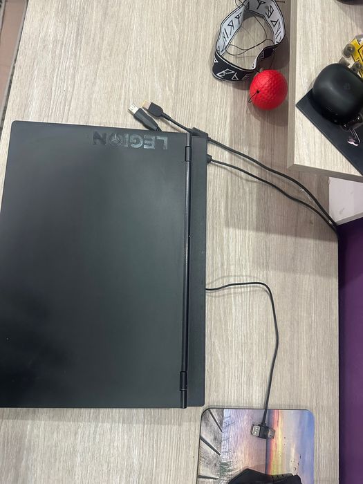 Gaming лаптоп Lenovo Legion 1t