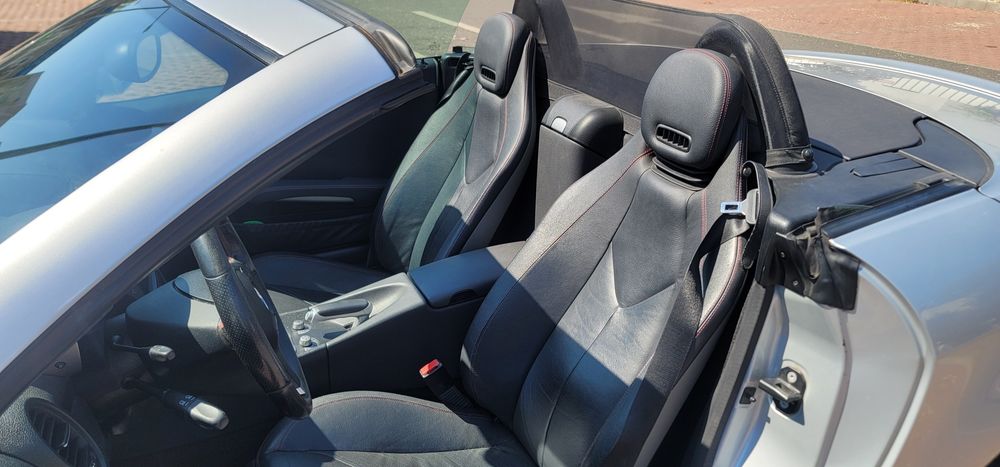 Vând Mercedes SLK 2010