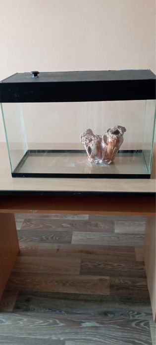 Продам аквариумы 40л и 60л